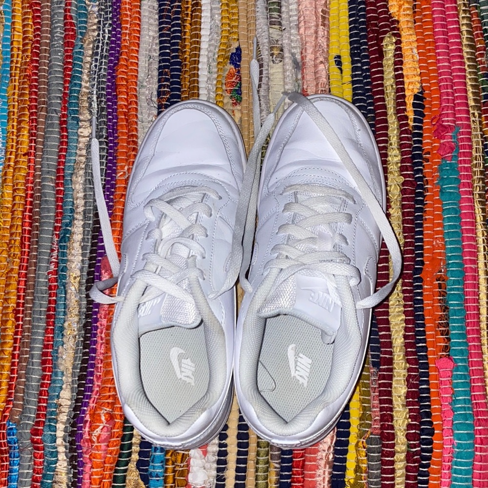 GREAT CONDITION NIKE AIR FORCE 1s